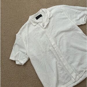 Abercrombie and Fitch Short-Sleeve Cropped Textured Button-Up Shirt